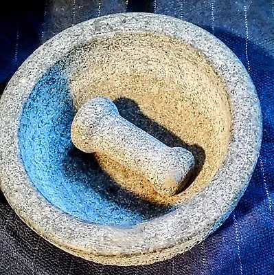 8  Molcajete Mexican  Mortar & Pestle • $39.99