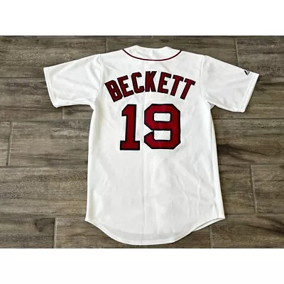 Vtg Josh Beckett #19 Boston Red Sox Majestic Sewn Jersey Size Small • $39