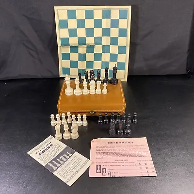 Vintage Gallant Knight Chessmen Of Champions Chess Set Paper Board Portable Box • $28