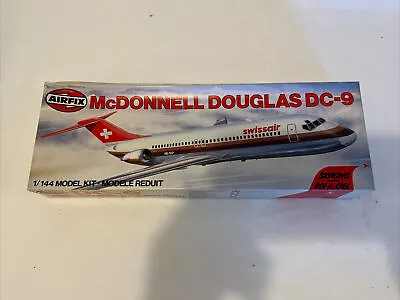 Airfix 1/144 McDONNELL DOUGLAS DC-9 30 SWISSAIR 03179-4 • $35