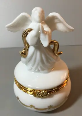 Vintage Lefton Jewelry Trinket Box White Praying Angel With Gold Porcelain • $24