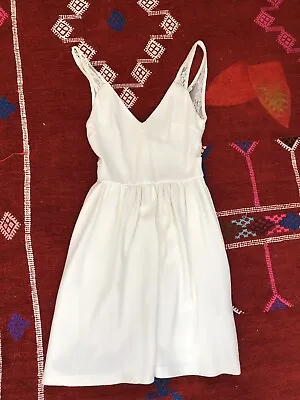 £12 • Buy White Zara Dress With Lace XS