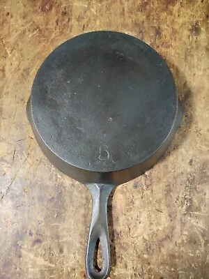 Fully Restored #5 Wagner-Chicago-Vollrath? 8  Cast Iron Skillet Seasoned Flat  • $39.99