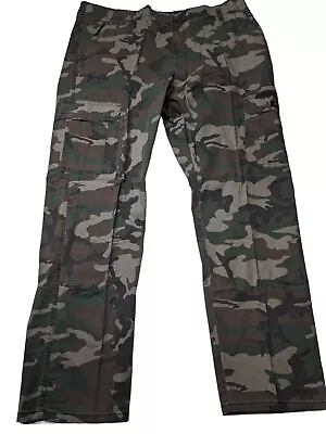 Men's Wrangler Authentics Camo Cargo Pants Size 42X32 New W/ Tags • $31.74