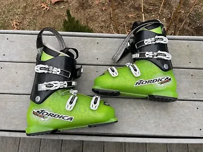 Nordica Patron 65 Flex Snow Ski Boots 270-280 / 322 MM Green Black M 9 W 10 • $50