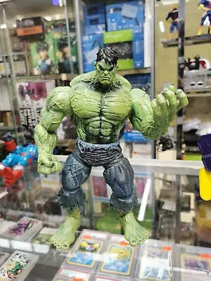 Marvel Diamond Comic Select Unleashed 10  Incredible Hulk Action Figure • $45.07