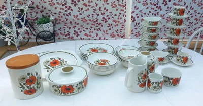 £70 • Buy J&G MEAKIN Poppy Collection English Ironstone Joblot 56 Piece Set Various