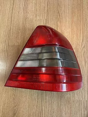 MERCEDES W202 C220 C230 C280 AMG RIGHT TAIL LIGHT 95-98 OEM 2028201464 Assembly • $68