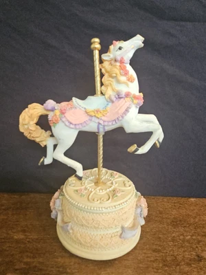 $14.99 • Buy Carousel Horse Figurine Music Box Sankyo  Carnival  Vintage Collectible Merry-go