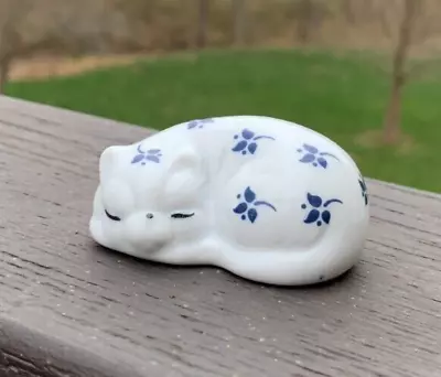 Vintage Enesco Cat Kitten Figurine Sleeping Porcelain Small White Blue Flowers • $14.25