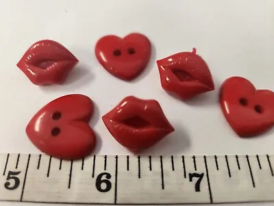 Vintage Buttons Set Of 12 Hearts Red Tuz3481 Last! • $4.50