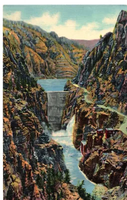 Yellowstone Pk Hiway & Dam Shonshone Canon On Cody Way Postcard • $2.70