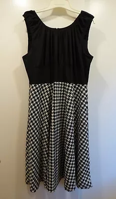 Zaful Womens XL Swing Dress Houndstooth Skirt With Black Top • $22