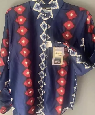 NWT Women’s WRANGLER WESTERN Medium Button Up Cowgirl Vintage Rodeo Shirt Roping • $65.96