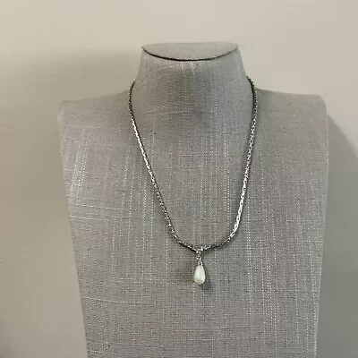 Vintage 90s Faux Pearl Rhinestone V Tear Drop Dangle Necklace In Silver Tone  • $6.99