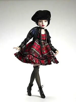 TONNER Ellowyne Wilde NRFB ! Pristine MADLY SADLY PLAID Exclusive FAO SCHWARTZ • $525