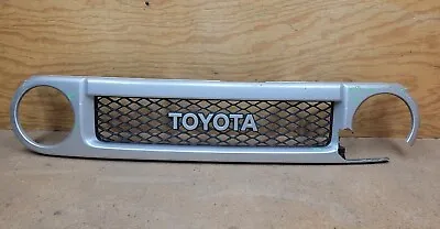 2007 - 2014 Toyota Fj Cruiser Front Bumper grill Upper Mesh Grille Genuine Oem • $99.99