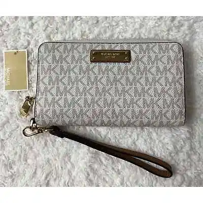 Michael Kors Signature Jet Set Multifunction Phone Wallet • $53.99