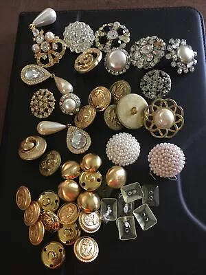 Lot Of 40 +Antique Vintage Buttons Metal Rhinestone Pearl Plastic • $25