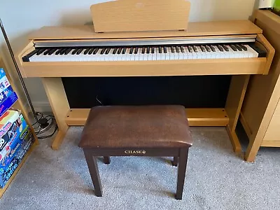 Yamaha Arius YDP 141 Piano • £350