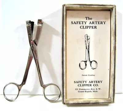 Vintage Embalmer Mortician Safety Artery Clipper Grand Rapids Michigan Old Stock • $94.99