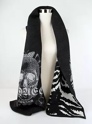 $410.09 • Buy $495 Alexander McQueen Black/Ivory Wool/Silk MQ London Print Scarf 528844 1078