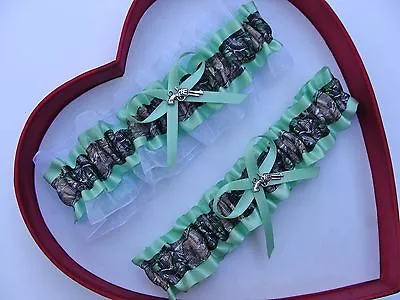 NEW Gorgeous Mossy Oak Mint White Wedding Garter Prom Camo Camouflage  • $13.46