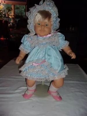 VINTAGE 24  SLEEPING BABY DOLL VINYL/CLOTH ROOTED HAIR Famosa Of Spain  • $64.95