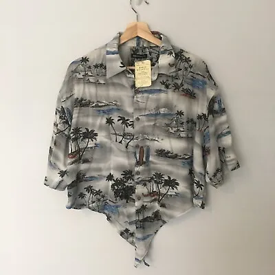 $31.11 • Buy URBAN OUTFITTERS Vintage Crop Hawaiian Blouse Shirt Tie Waist Relaxed Grey Aloha