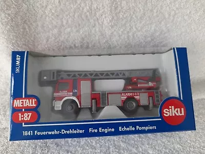 £10.99 • Buy Siku 1:87 Scale Mercedes-Benz Fire Engine 1841