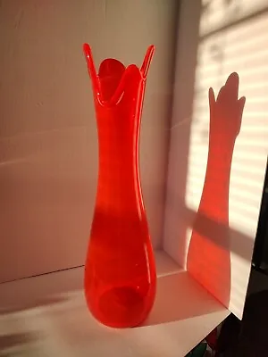 Vintage MCM Blood Orange Tall Hand Blown Swung Glass Vase - 18.5  - L.E. Smith? • $89
