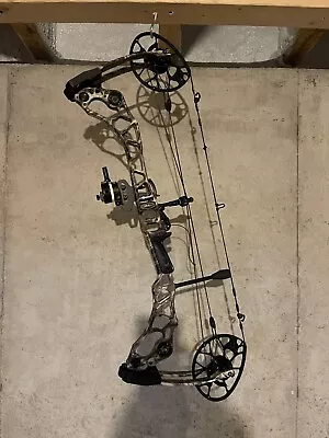 Mathews Halon 6 Compound Bow • $600