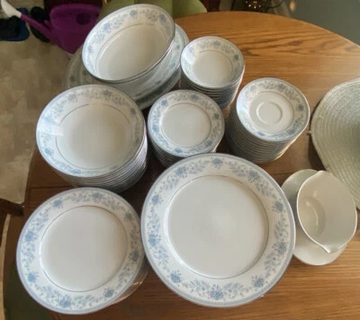 $199 • Buy 77 Piece Noritake Contemporary Fine China Blue Hill Pattern #2482  5 Serving Pc.