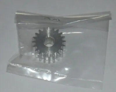 Tamiya Truck / High Lift 20T Pinion Gear NEW 3545010 56301 56304 56305 • £4.49