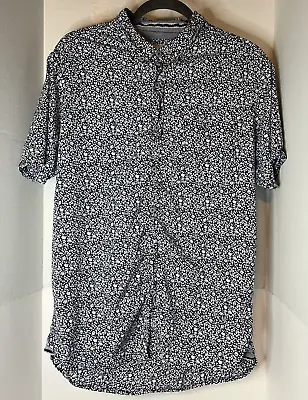 7 Diamonds Mens Large Button Up Blue Floral Button Up • $12.99