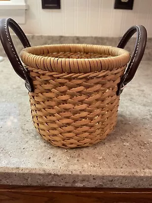 Woven Wicker Round Basket With Leather Handles Excellent  • $15