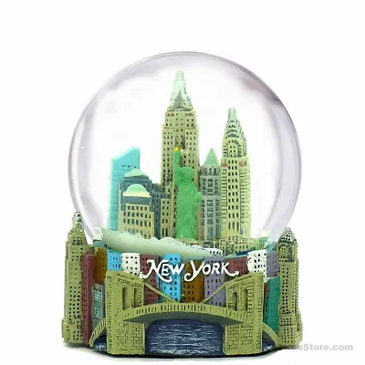 New York City Skyline Snow Globe Souvenir • $18.99