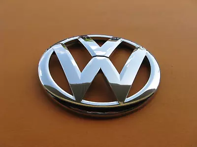 $47.50 • Buy 12 13 14 15 16 17 18 Vw Beetle Front Hood Emblem Logo Badge Sign Symbol A35599