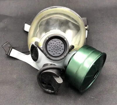 MSA 5479 Gas Mask - Medium - CBRN  • $129.99