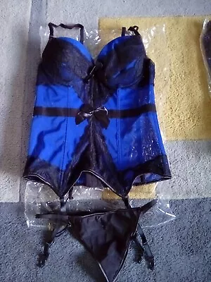 Bnwt Black And Blue Boned Basque  Suspenders And Thong Size L (uk 12) • £7.75