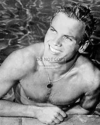 Actor Tab Hunter Pin Up - 8x10 Publicity Photo (dd349) • $8.87