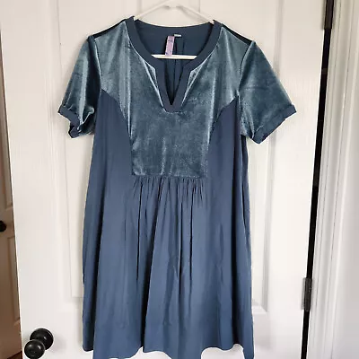 Francesca's Alya Swing Dress Size Small Teal Velvet Blue Lined Short Sleeve • £16.38