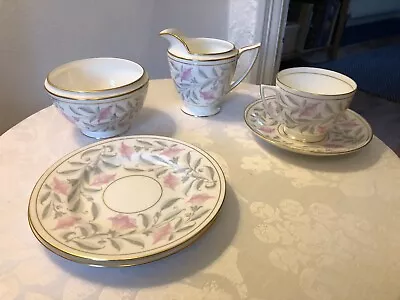 6 Pieces Vintage Minton Bone China 'Petunia' Tea Set • £22.95