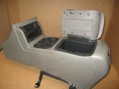 03-04-05-06-07 Chevy Suburban Silverado Sierra Tahoe Bose Floor Console Tan 52 • $429.98