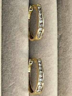 Vintage 10K Yellow Gold Diamond Hoop Earrings W/Hinged Wires.  18 Diamonds Total • $375