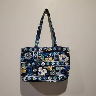 VERA BRADLEY Mod Floral Blue  Tic Tac Toggle Tote • $17.99