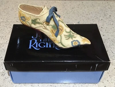 £2.99 • Buy COLLECTABLE JUST THE RIGHT SHOE By RAINE. BROCADE COURT - 1780. NEW / BOXED 