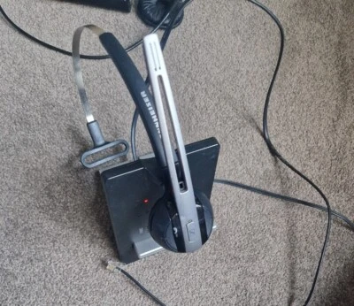 £10 • Buy Job Lot Of Bluetooth Call Centre Kit ..4 Base Units Plus Headsets Etc