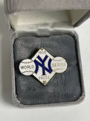 1958 World Series Press Pin New York Yankees Mickey Mantle Vs Braves • $225