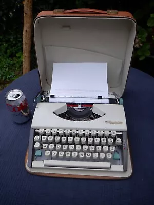 CURSIVE Olympia De Luxe Typewriter & Case - Tested & Working - Types Nicely • £200